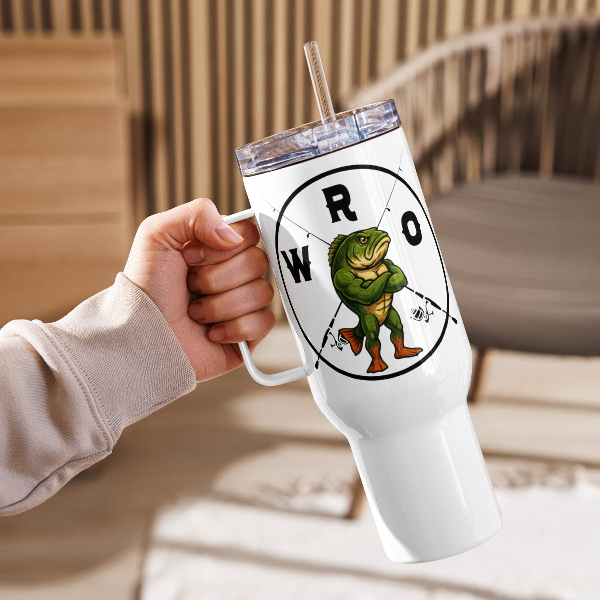 travel mug with a handle