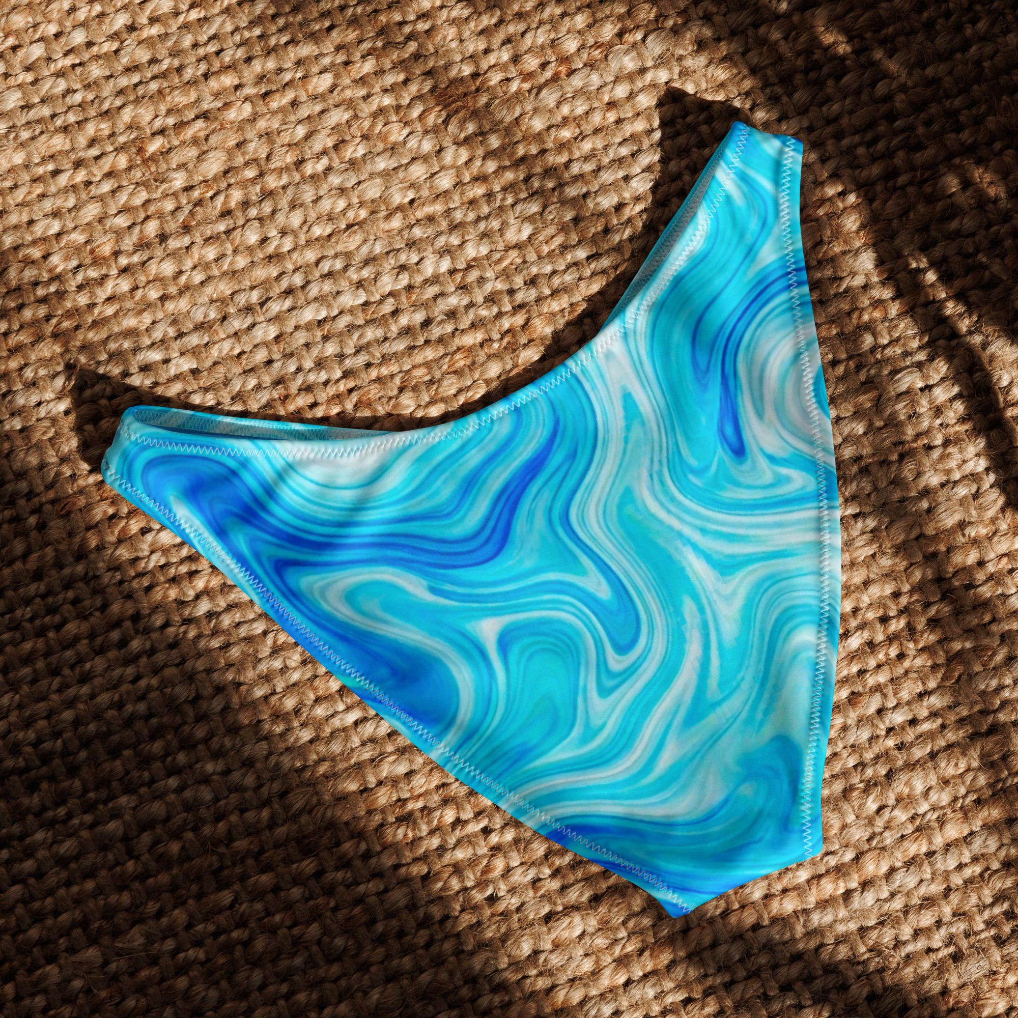 Recycled V-cut bikini bottom - Image 4