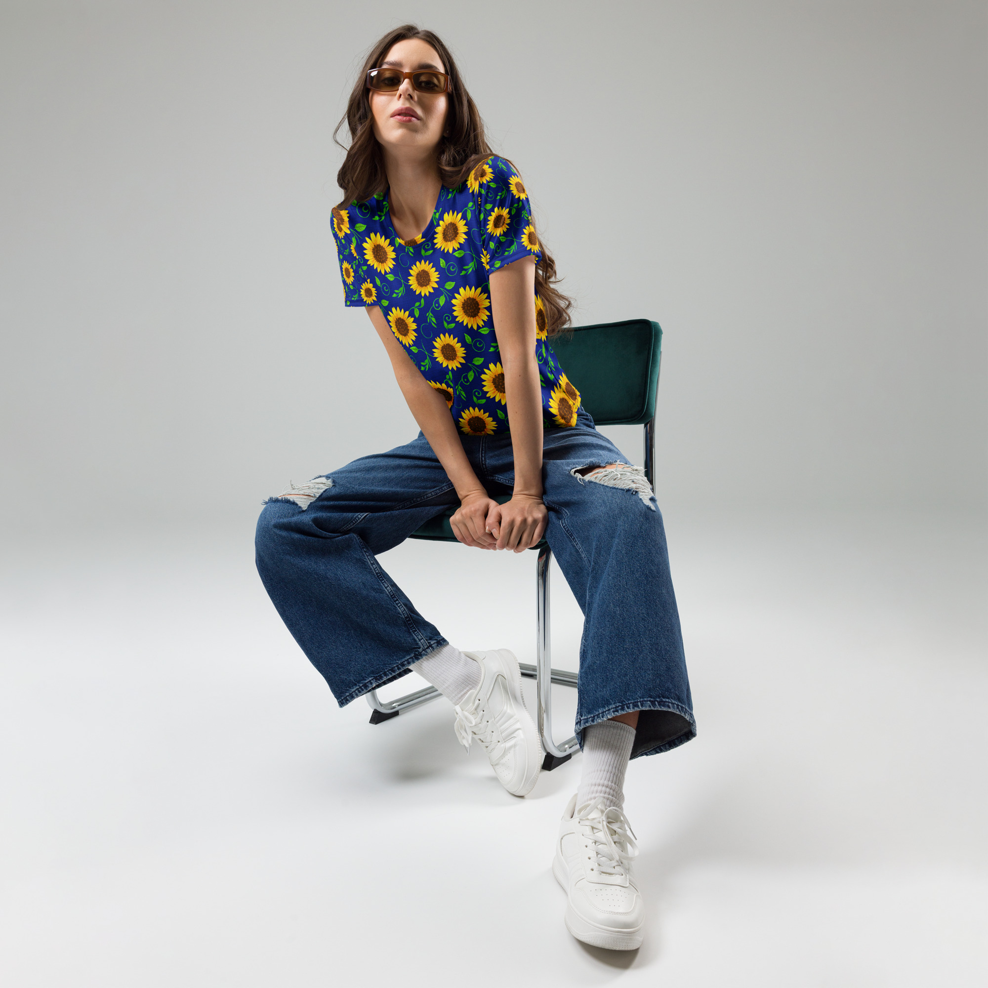 Women's T-shirt - Image 12